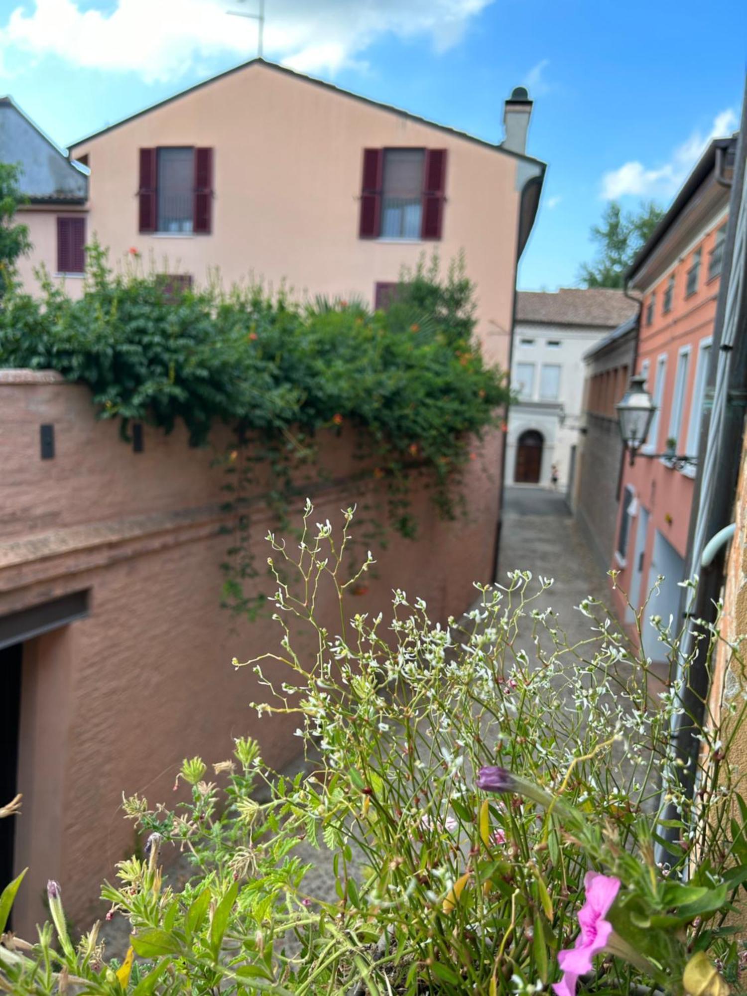 Chez Madame Hotel Ferrara Exterior photo